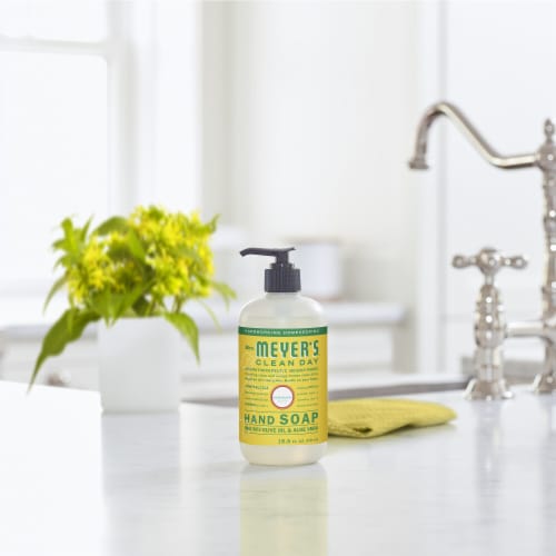 Mrs. Meyer's Clean Day Liquid Hand Soap, Honeysuckle - Mrs. Meyer's Clean Day Liquid Hand Soap, Honeysuckle